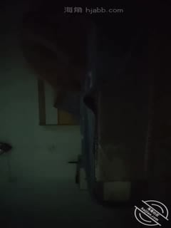 妈妈在楼下看电视,我跑去强上姐姐,姐姐的惨叫声惊动了楼下的妈妈原创第01集