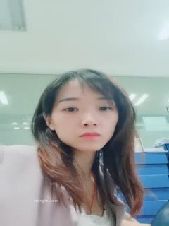 清纯小野喵】在外资公司上班美丽小姐姐~上班偷偷直播!~!!✨✨✨--无声音时是主播关的,怕泄露公司机密_20220525_144102第03集