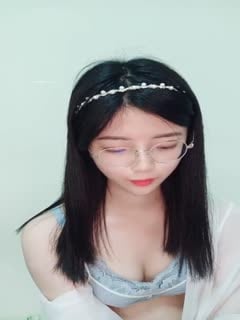 超重磅绝版资源!校花女神【一梦】早期下海珍贵录像~!✨✨✨--这颜值这身材这尺度,反差感极其强烈!_20220518_231400第02集