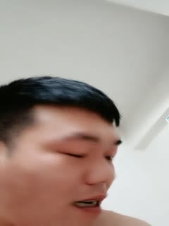 《极品☀️畸形之恋》真正的成年母子乱伦！儿子喝醉意外看见大奶妈妈洗澡强行把她内射了只好将错就错妈妈还讲述他俩是如何发展的第05集