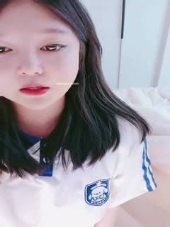 【19岁女孩】江苏少女白虎一线天超大奶✨✨✨白嫩肥美,露脸,谁能干上这逼就爽翻了(1)第01集
