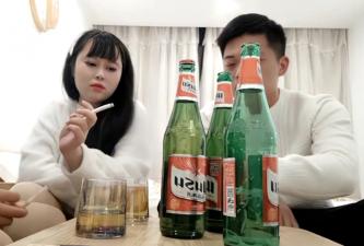换妻探花很久没播回归4P首秀,