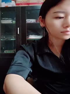 【寂寞财务姐姐】办公室玩跳蛋厕所同事撒尿声音都听到~~✨✨✨这班上得真是刺激,黑丝骚逼,人气爆棚_(new)第01集