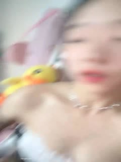 【对羊羊心动】应求发帖清纯小学妹道具自慰无套啪啪~!!✨✨✨--20小时,人称浙江刘亦菲,露脸清纯_20220811_144302第03集