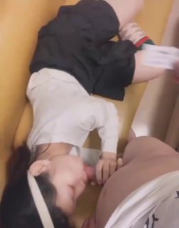 清纯04年少女,深情口爆