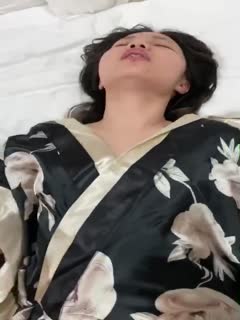 露脸才是王道!多毛国人妹子留学生反差骚女2.