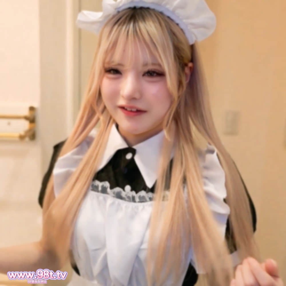 FC2PPV-4717543-【無】メチャカワ白ギャル**時代のメイドコス持参!似合い過ぎです⤴️やっ