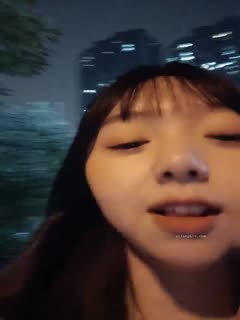 核弹!G奶学【性感荷包蛋】这奶子超级大!_2.