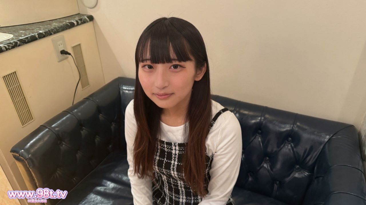FC2PPV-4790756- 【至高の初体験/4K特典】6年間ソフトボール一筋だった18才の初めてを撮影&中出し♪