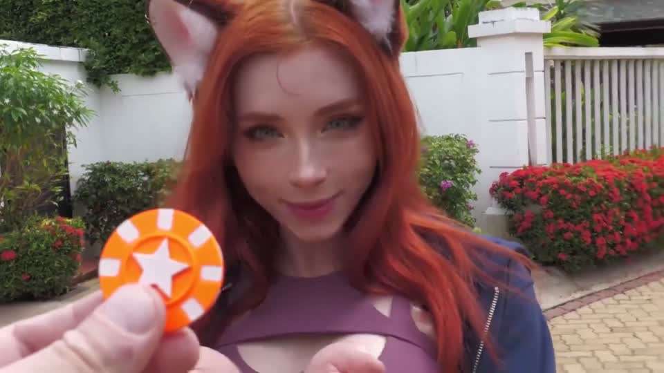 网红福利姬毛子美女Cosplay【Sweetie_Fox 】甜美小狐狸户外公开挑逗脱光,只剩比基尼!#白虎#骚逼#性交