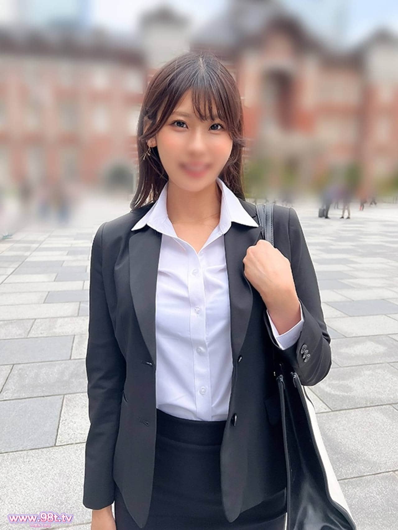 FC2PPV-4862899-※初回のみ※外資系IT企業勤務のアラサー美女(28)しごおわSEXでまん汁が止まらないス