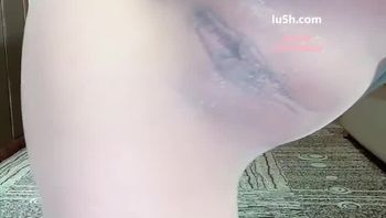 极品粉嫩纯欲女神麻酥酥肉色亮丝真空福利,包臀短裙绝美诱惑