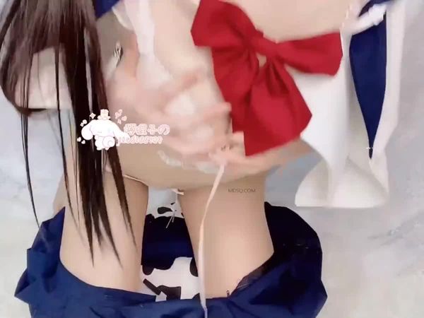 樱狸子-JK自拍
