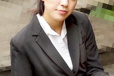 求职面试性骚扰!一个想要工作、害羞但愿意做任何事情的女大学生 泉绫