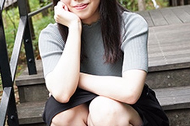 穿着淫秽内衣,与充满性感的素人女孩发生性关系!葵梅