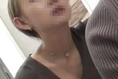素人素颜~情色可爱女大学生妆容都不给男朋友看~武田幸子