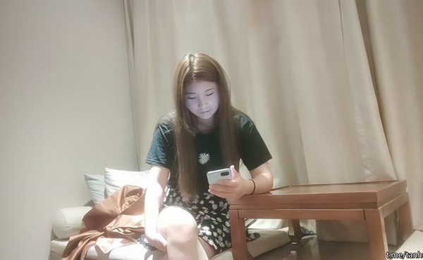 【AI高清2K修复】2021_6_9,【呗哥探花】,良家气息浓郁的小少妇,一把扯开内裤抠穴,白嫩听话口交卖力,后入水声潺潺欲望强烈